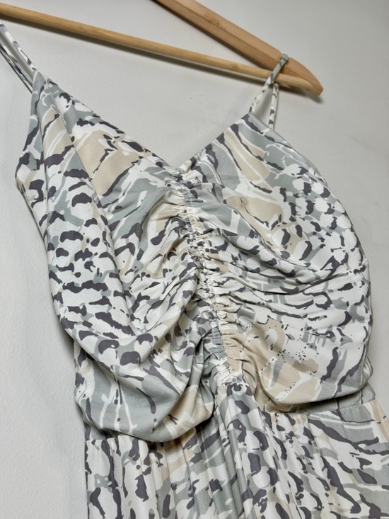 Parker Dresses & Skirts - Parker New York 100% Silk Animal Print Maxi Dress in Grey White Sz XS